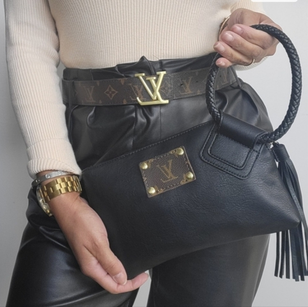 PU LEATHER WRISTLET